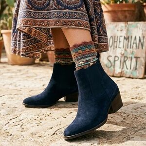 Hunter Blue Booties | Desert Cowgirl • Cozy Autumn • Everyday Chic | Size 7.5